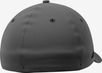 Cappello da baseball 'Delta' di Flexfit in grigio