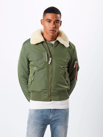 ALPHA INDUSTRIES Between-Season Jacket 'Injector III' in Green