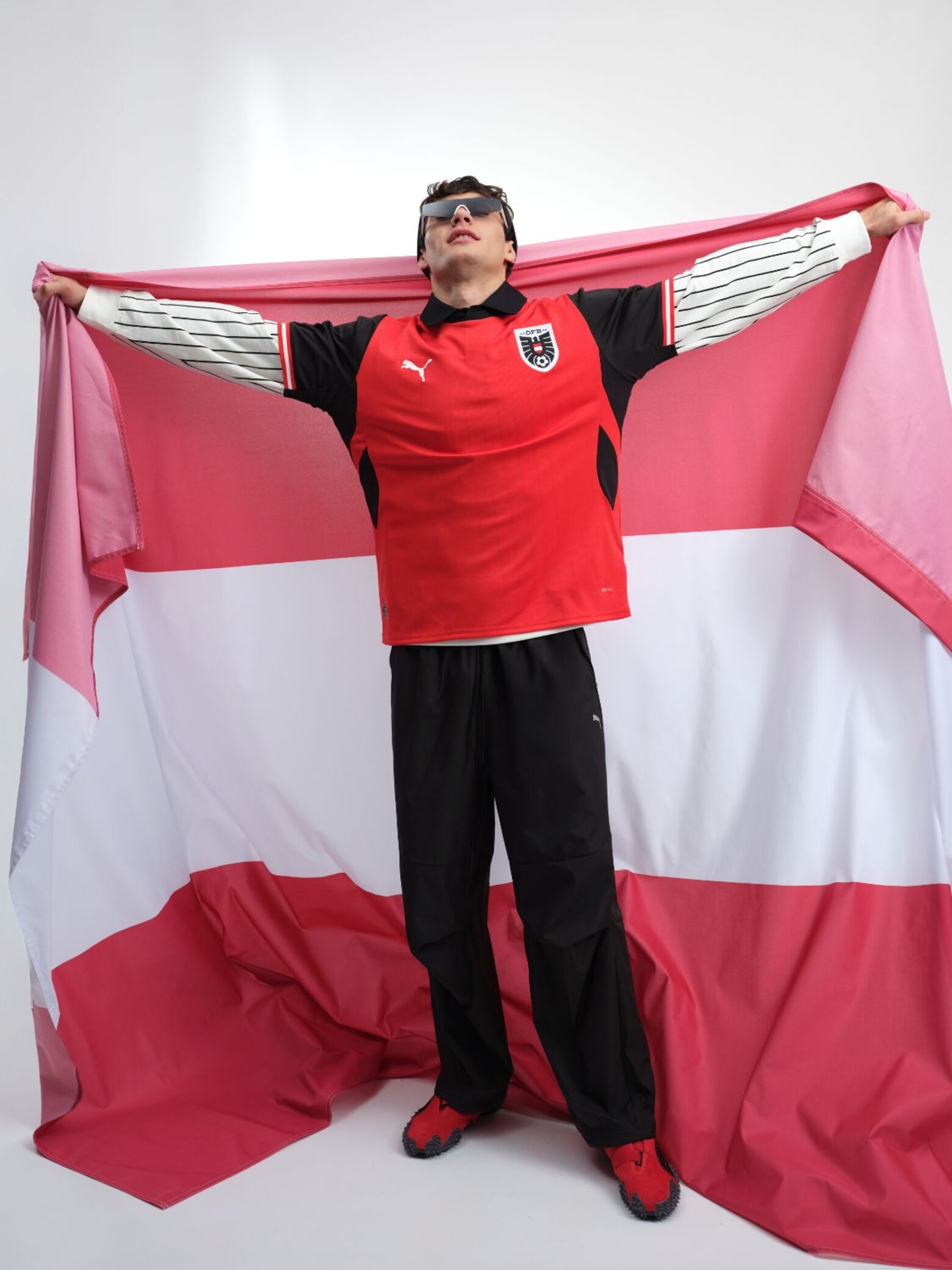 Diego Alvarez - Austria Home Jersey Look