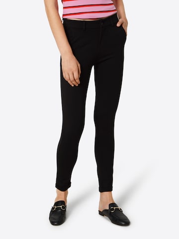 SISTERS POINT Slim fit Pants in Black: front
