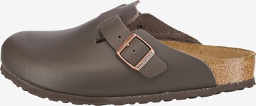 Saboţi 'Boston' de la BIRKENSTOCK pe maro