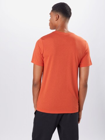 NIKERegular Fit Tehnička sportska majica 'Pro' - narančasta boja