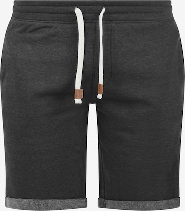 INDICODE JEANS Regular Sweatshorts 'Rion' in Grau: predná strana