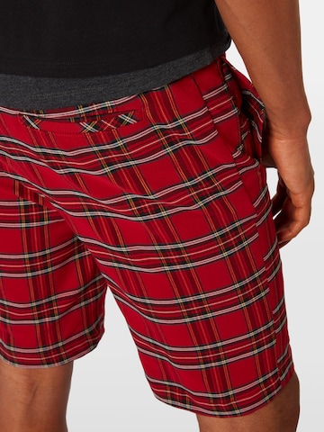 Urban Classics Regular Pants in Red