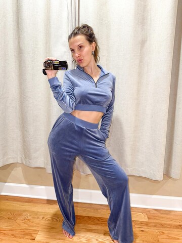 Violet Velvet Cropped Sweat Look