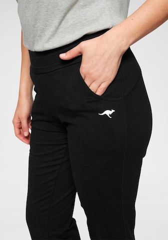 KangaROOS Regular Pants in Black