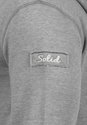 !Solid - Sweatshirt 'TripStrip' em cinzento