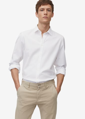 Coupe regular Chemise business Marc O'Polo en blanc : devant