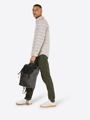 Carhartt WIP Slimfit Cargo nadrágok 'Aviation Pant' - zöld