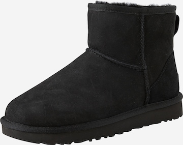UGG Snow Boots 'Classic Mini II' in Black: front