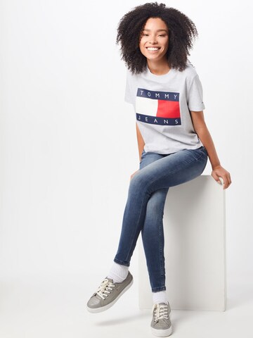 Tommy Jeans Tričko – šedá