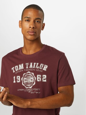 Coupe regular T-Shirt TOM TAILOR en rouge