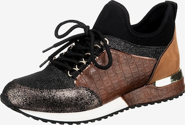 LA STRADA Sneakers in Brown: front