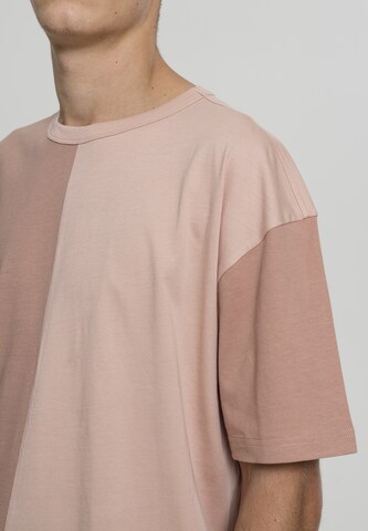 Urban Classics - Camisa 'Harlequin' em rosa