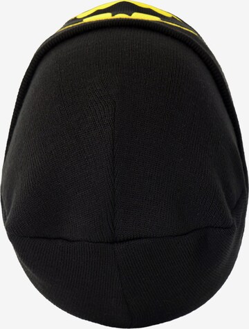 LOGOSHIRT Beanie in Black