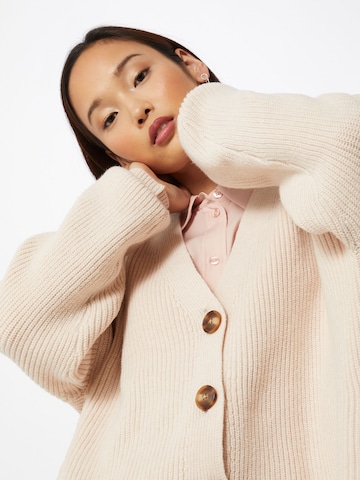 ABOUT YOU Strickjacke 'Kimberly' in Beige