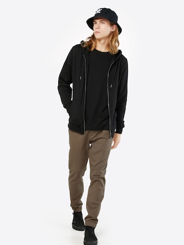 Urban Classics Sweatjacka i svart