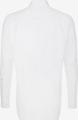 Coupe regular Chemise business 'Modern' SEIDENSTICKER en blanc