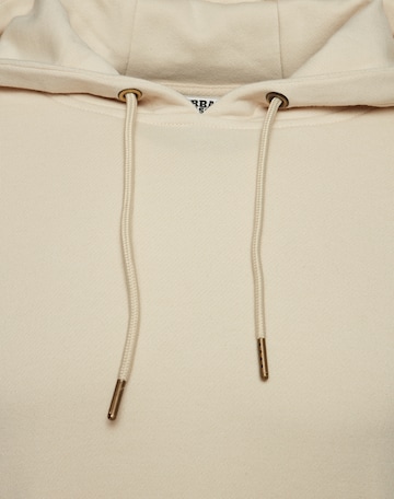 Urban Classics Sweatshirt in Beige