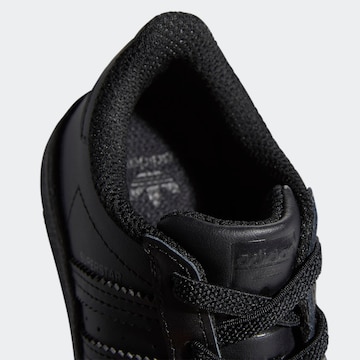 ADIDAS ORIGINALS Sneaker 'Superstar' i svart