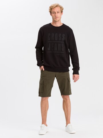 Cross Jeans Sweatshirt in Black: front