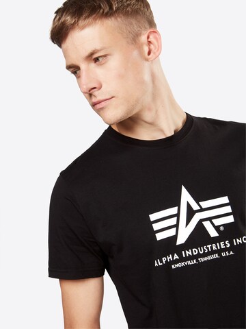 ALPHA INDUSTRIES T-Shirt in Schwarz