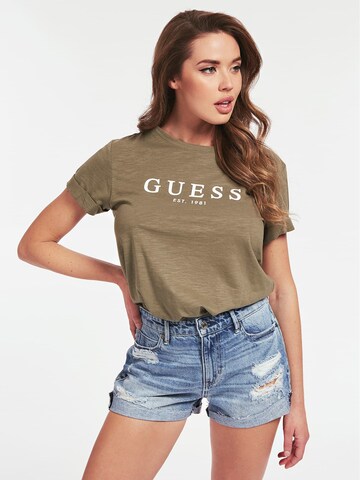 GUESS T-Shirt in Grün: Vorderseite