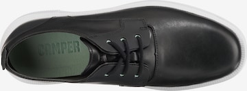 Chaussure de sport à lacets CAMPER en noir