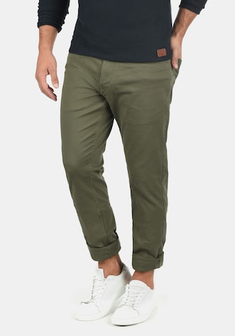 BLEND - Slimfit Pantalón 'Saturn' en verde: frente