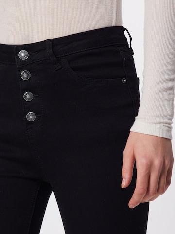 Hailys Slimfit Jeans 'Romina' in Zwart