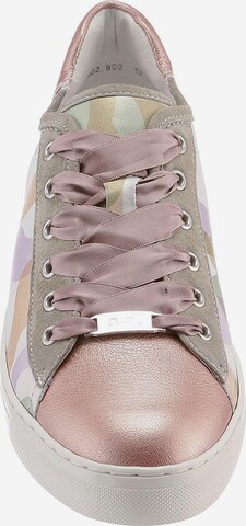 ARA Sneaker in Gold