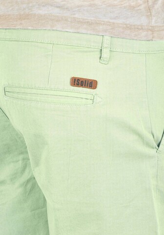 !Solid Regular Chino 'Thement' in Groen