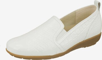 Natural Feet Classic Flats in White: front