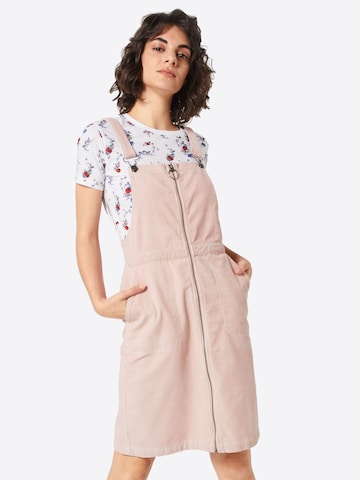 Salopetă rochie scurtă de la Urban Classics pe roz: față
