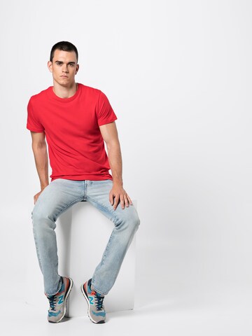 Urban Classics Shirt in Red