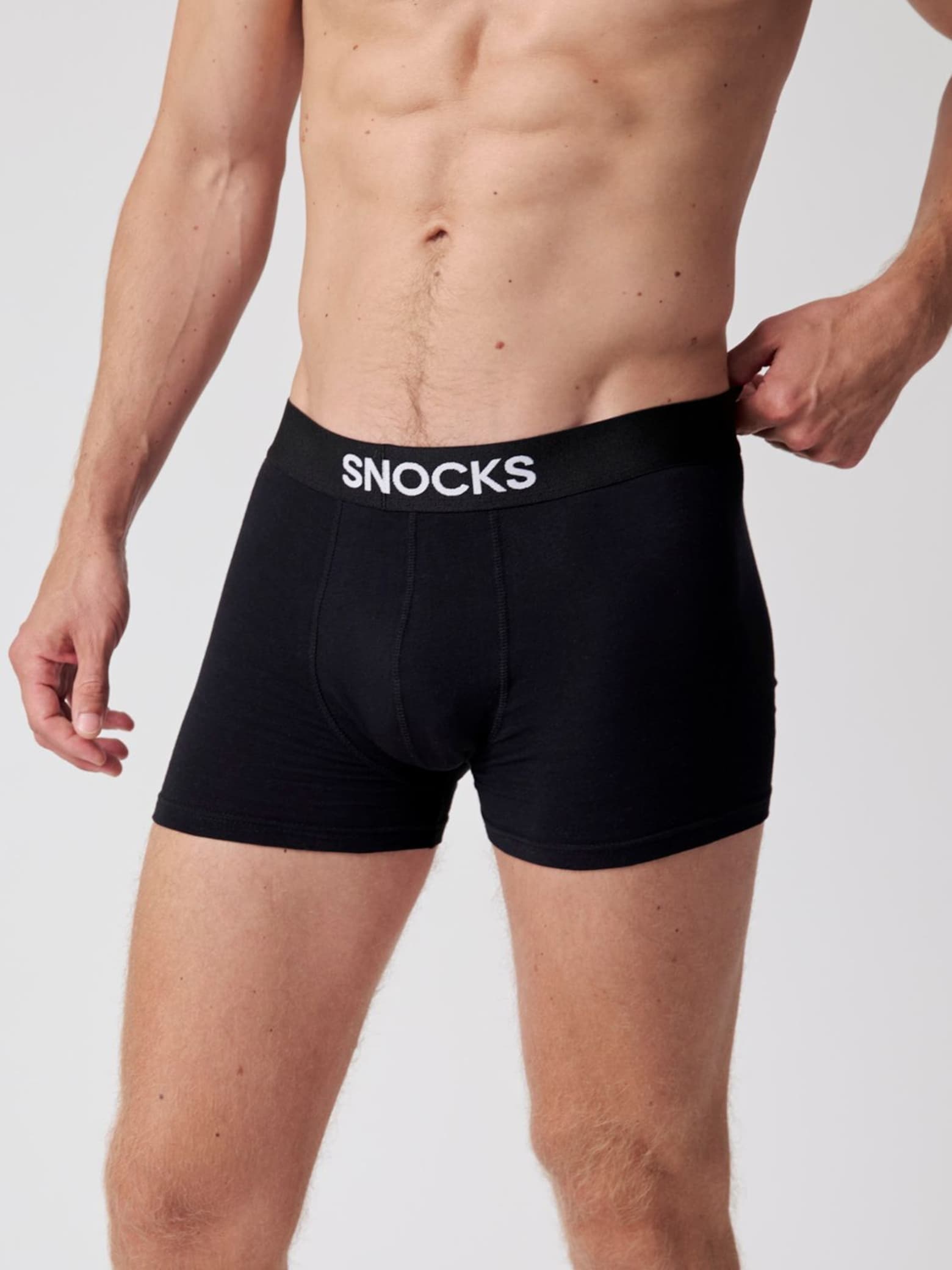 Tvé nejoblíbenější základní kousky. SNOCKS