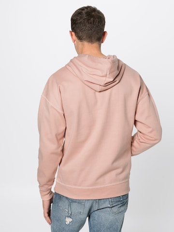Urban Classics Sweatshirt in Pink: back