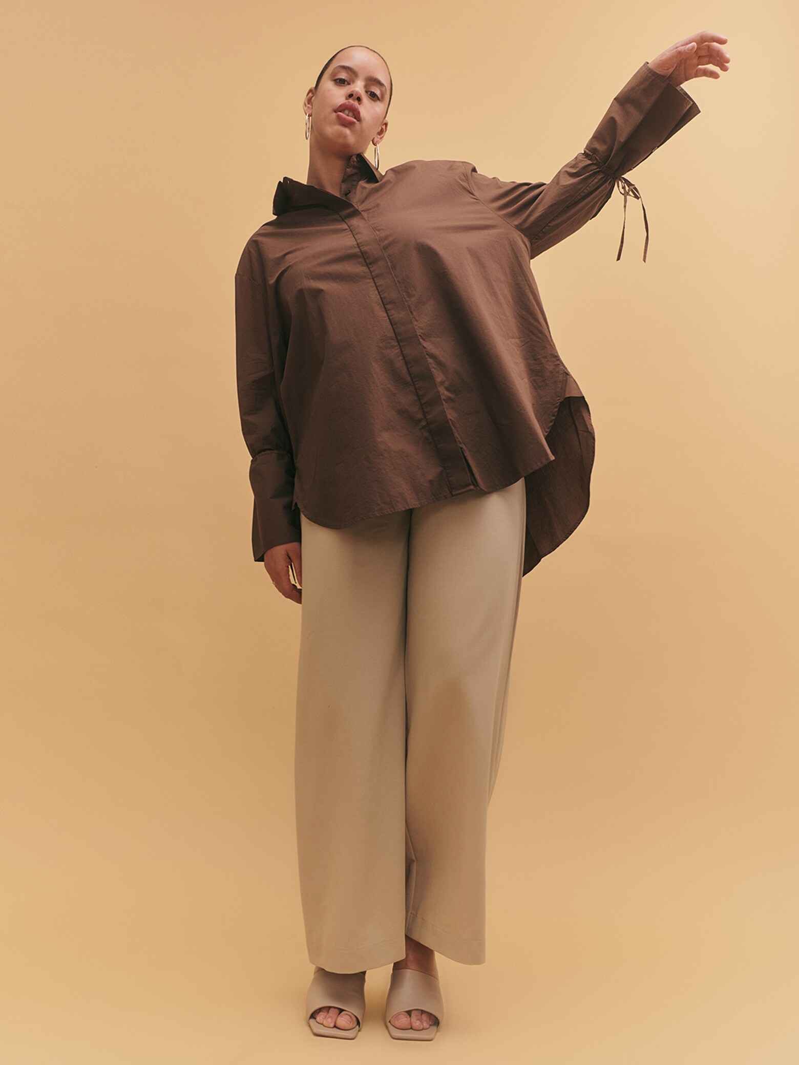Luna - Oversized Brown Beige Look
