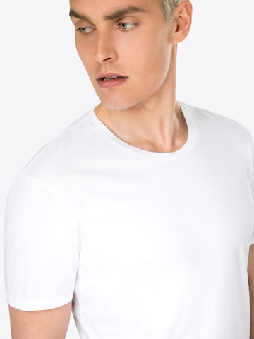 Coupe regular T-Shirt 'CARLO' DRYKORN en blanc