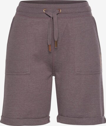 BENCH Shorts in Lila: predná strana