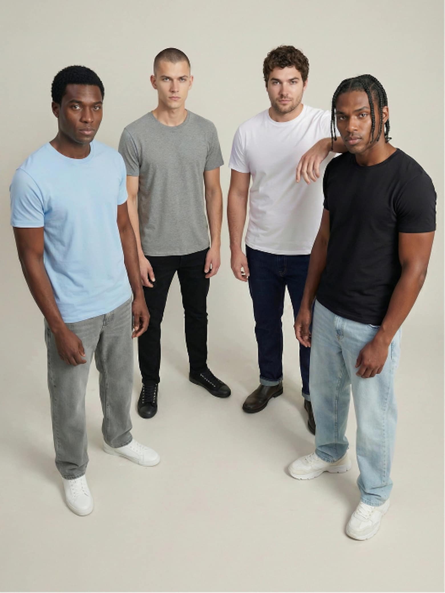 De perfecte pasvorm, vermenigvuldigd Shirt multipacks: de basis van je stijl