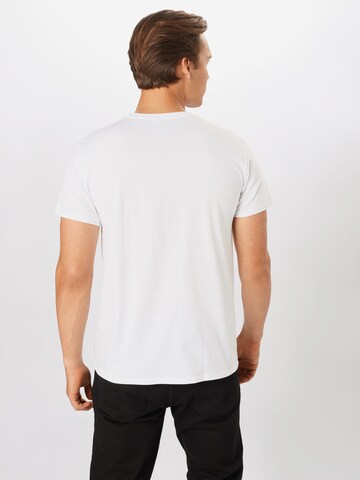 Coupe regular T-Shirt 'Mickey Mouse' Mister Tee en blanc