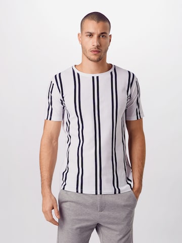 Coupe regular T-Shirt Lindbergh en blanc : devant