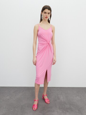 EDITED Dress 'Maxine' in Pink