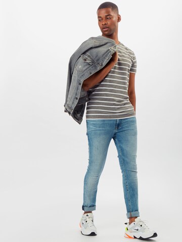 TOMMY HILFIGER Slim fit Μπλουζάκι σε γκρι