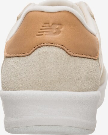 new balance Sneaker in Beige