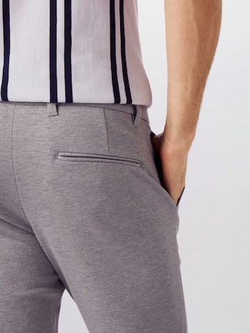 Slimfit Pantaloni di Lindbergh in grigio