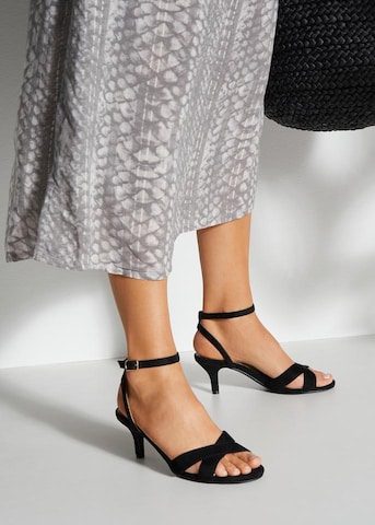 LASCANA Sandals in Black