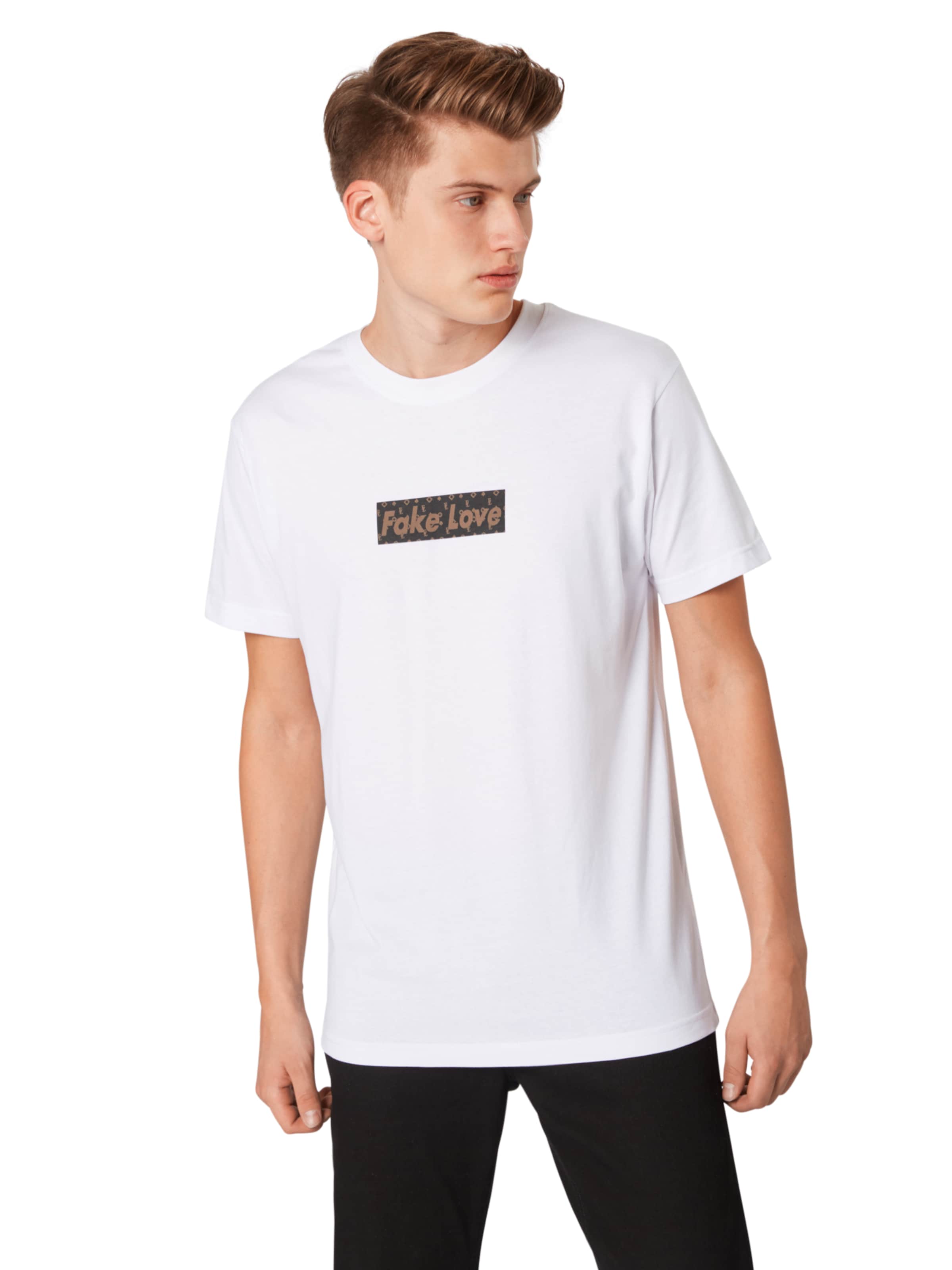 Mister Tee Shirt 'Fake Love' in White: front