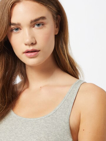 GAP Top in Grau